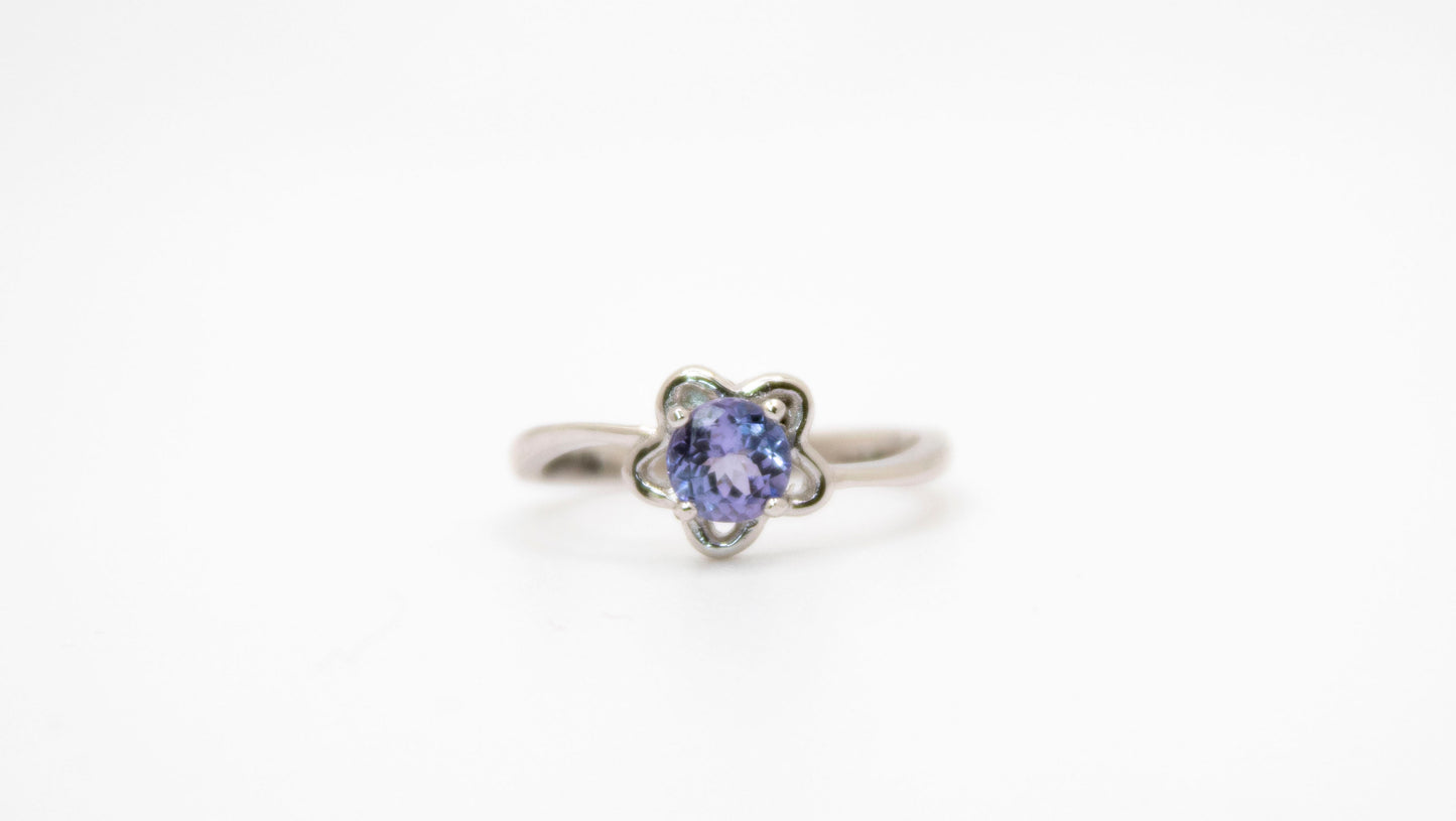 Round Cut Star Ring