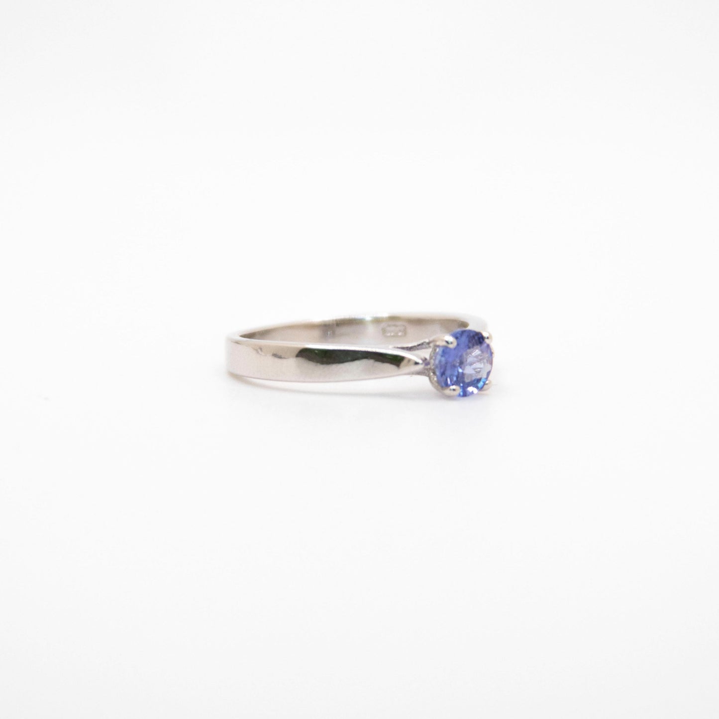 Round Cut Solitaire Ring