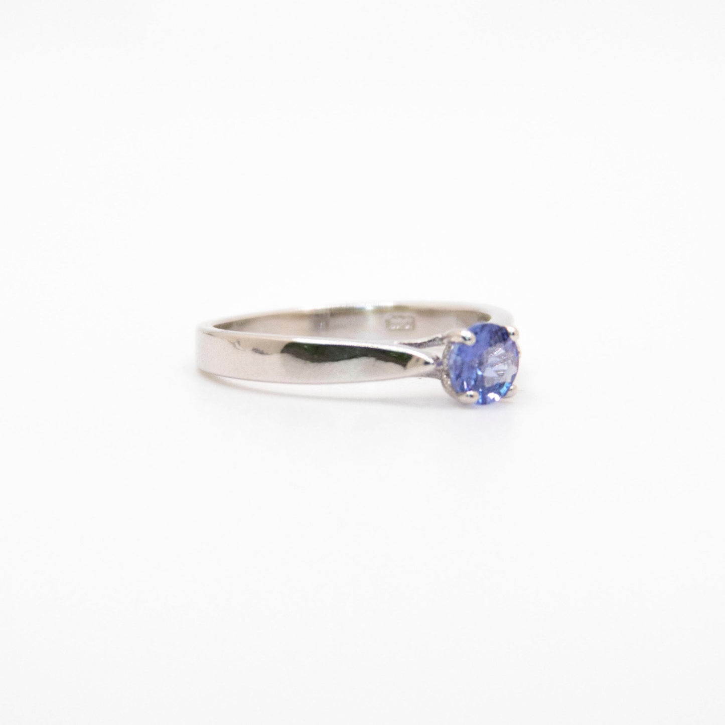 Round Cut Solitaire Ring