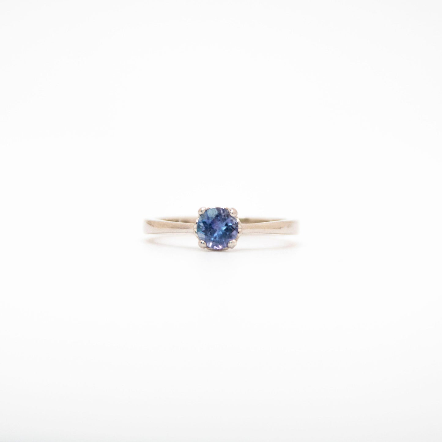 Round Cut Solitaire Ring