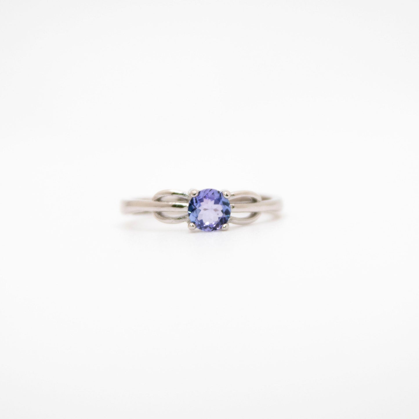 Round Cut Solitaire Ring
