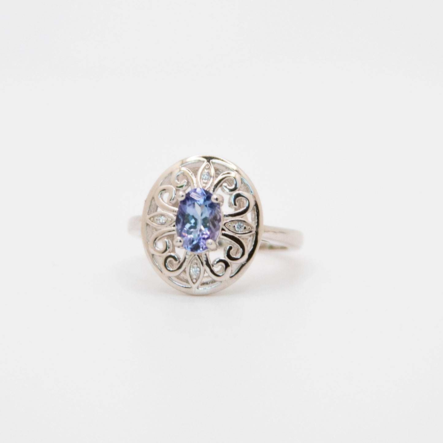 Oval Cut Filigree