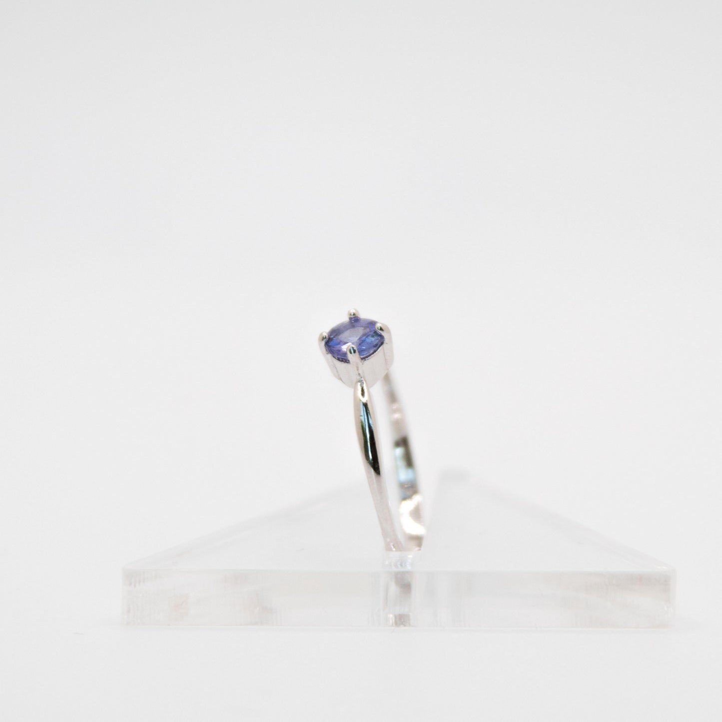 Round Cut Solitaire Ring