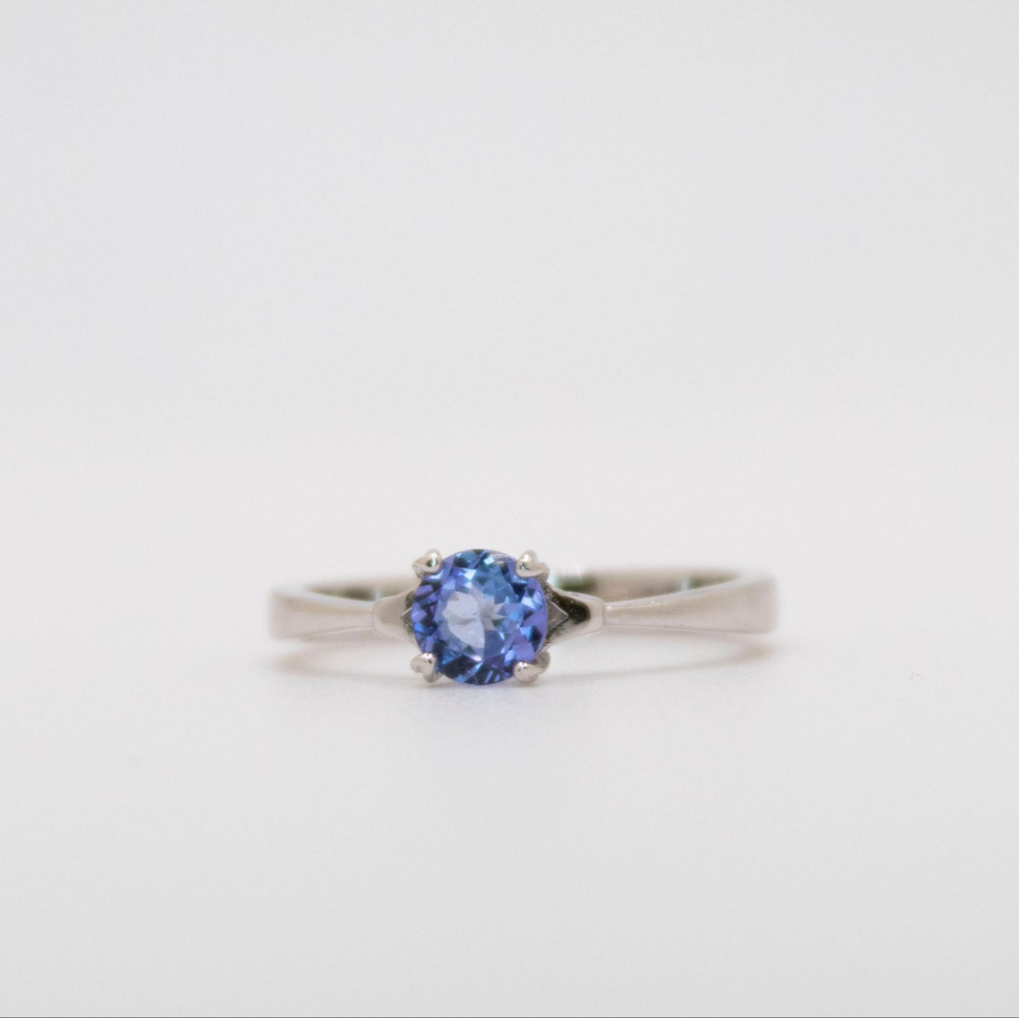 Round Cut Solitaire Ring
