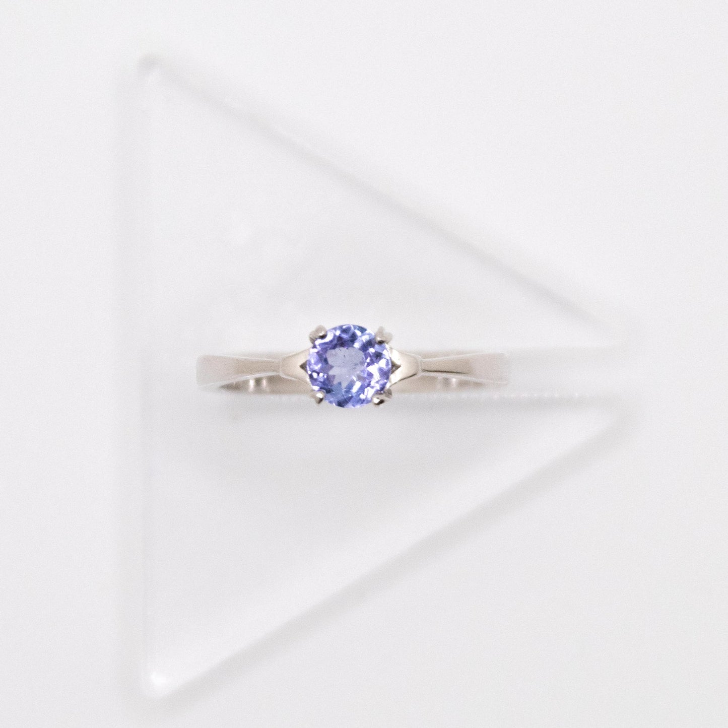 Round Cut Solitaire Ring