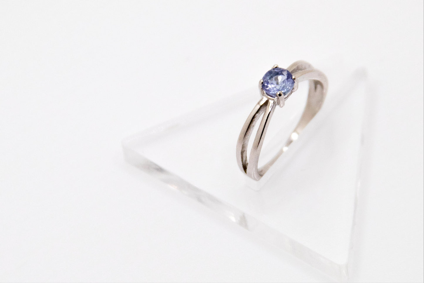Round Cut Solitaire Ring