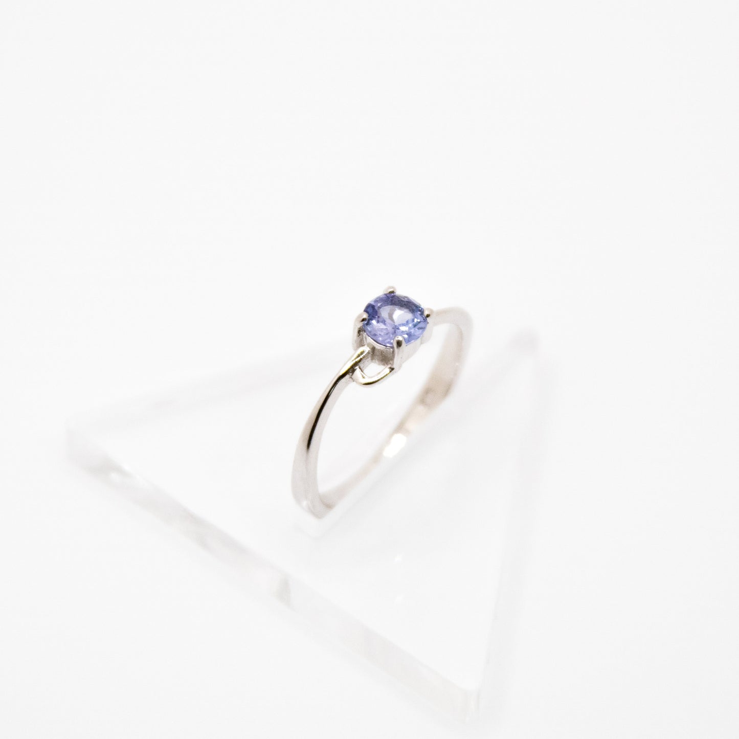 Round Cut Solitaire Ring