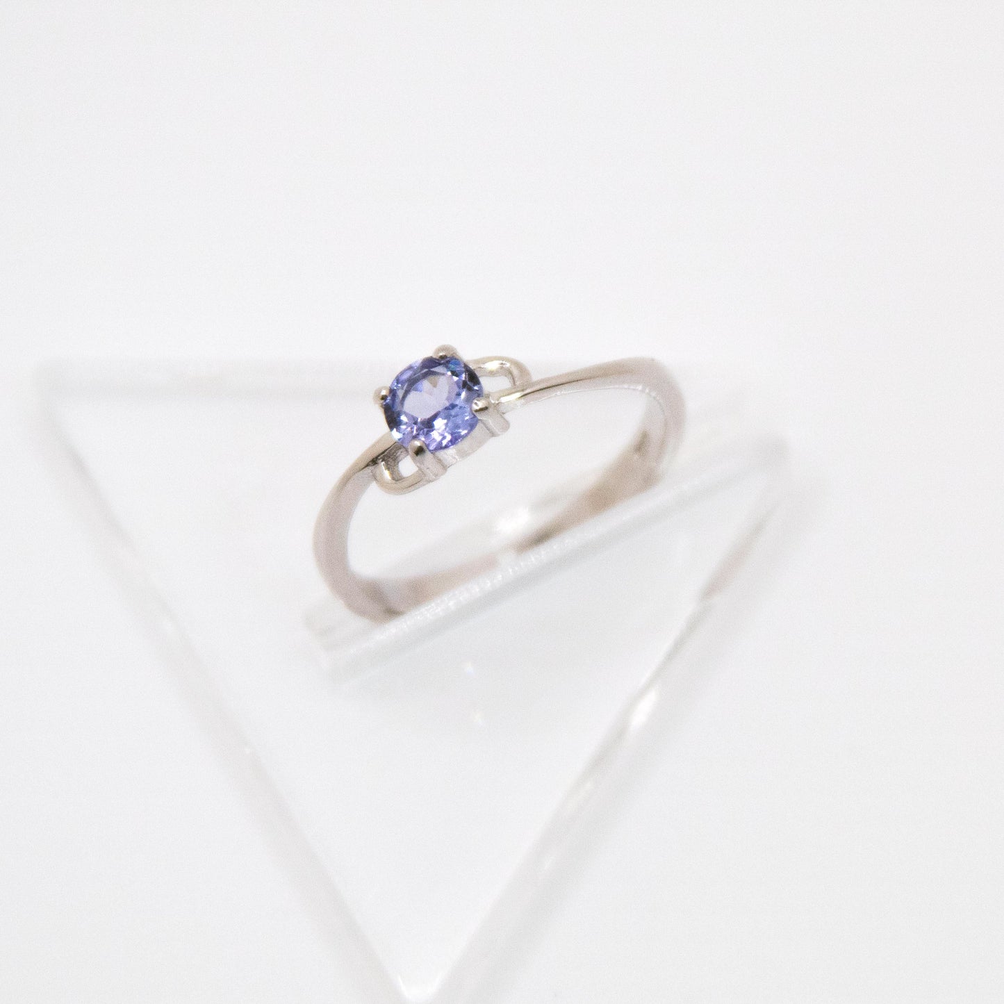 Round Cut Solitaire Ring