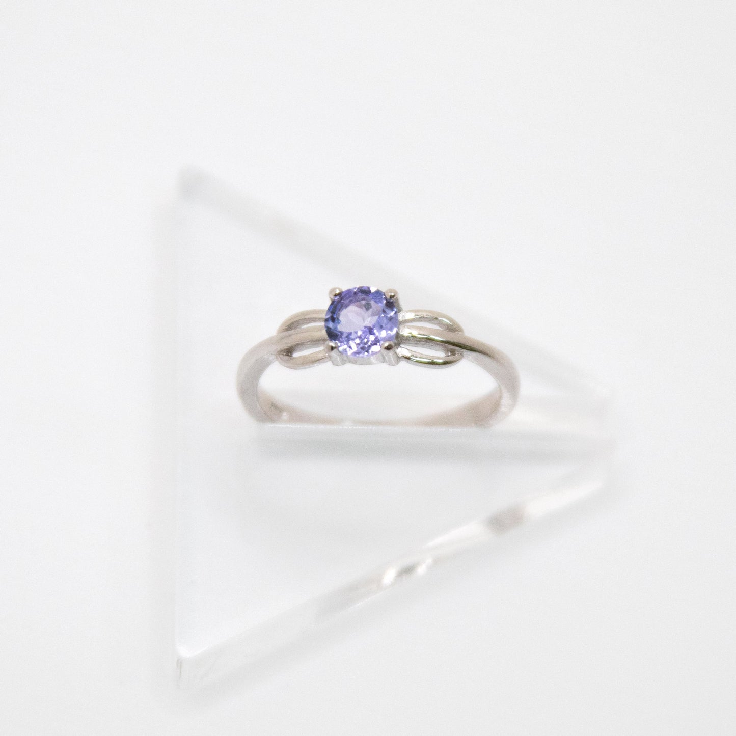Round Cut Solitaire Ring