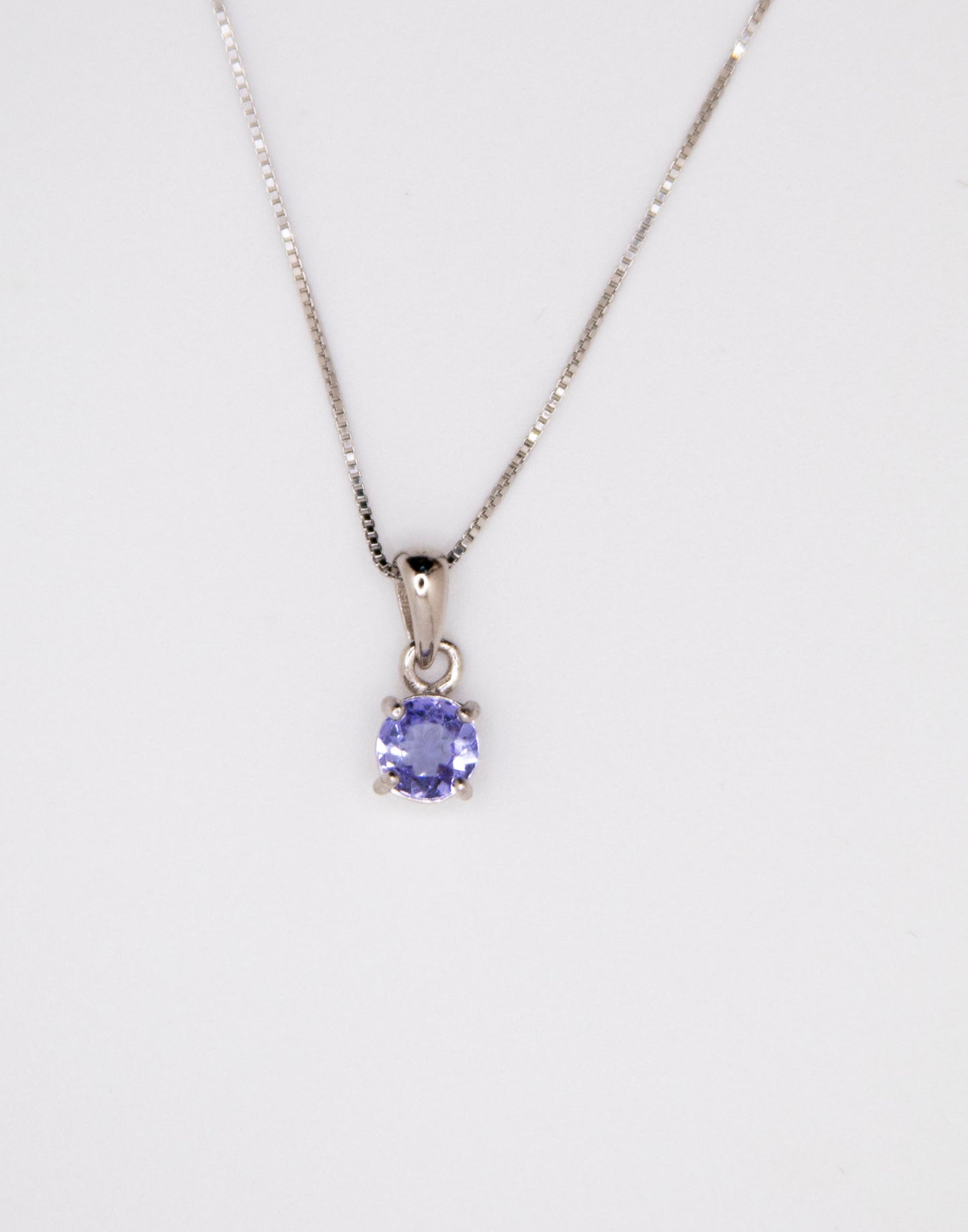 Round Tanzanite Solitaire Pendant Necklace