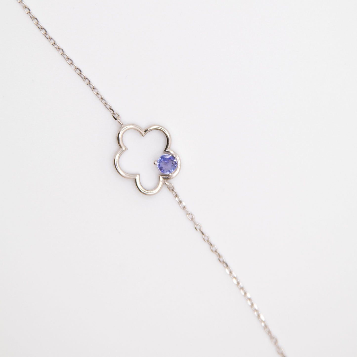 Round Tanzanite Flower Bracelet