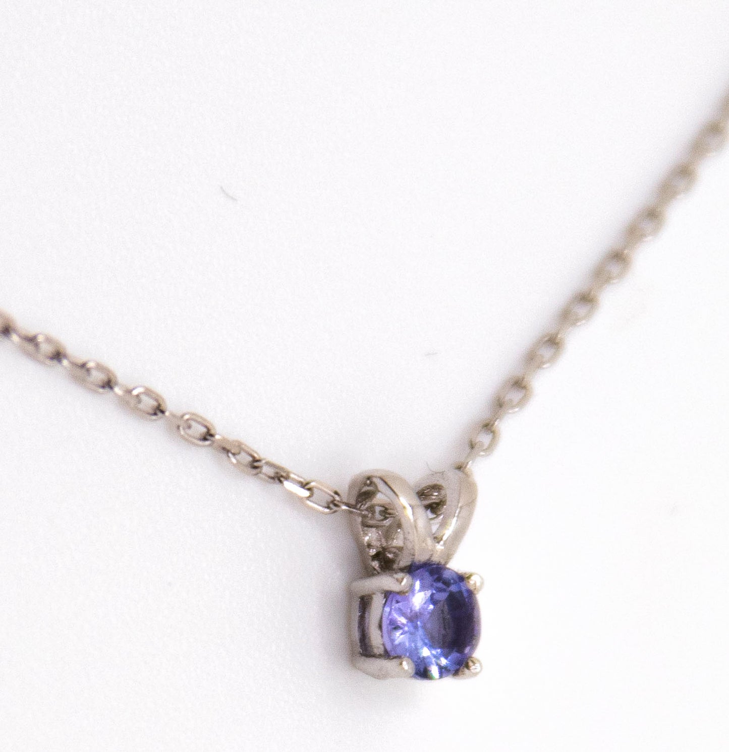 Round Tanzanite Solitaire Pendant Necklace