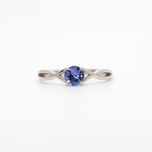 Round Cut Solitaire Ring