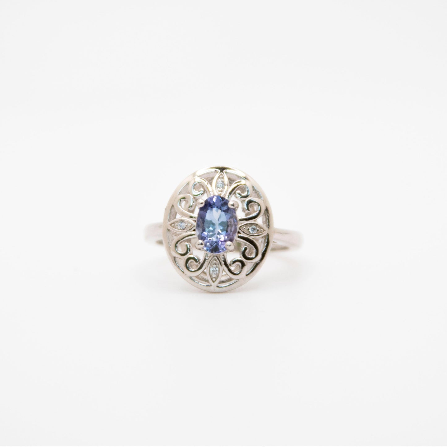 Oval Cut Filigree