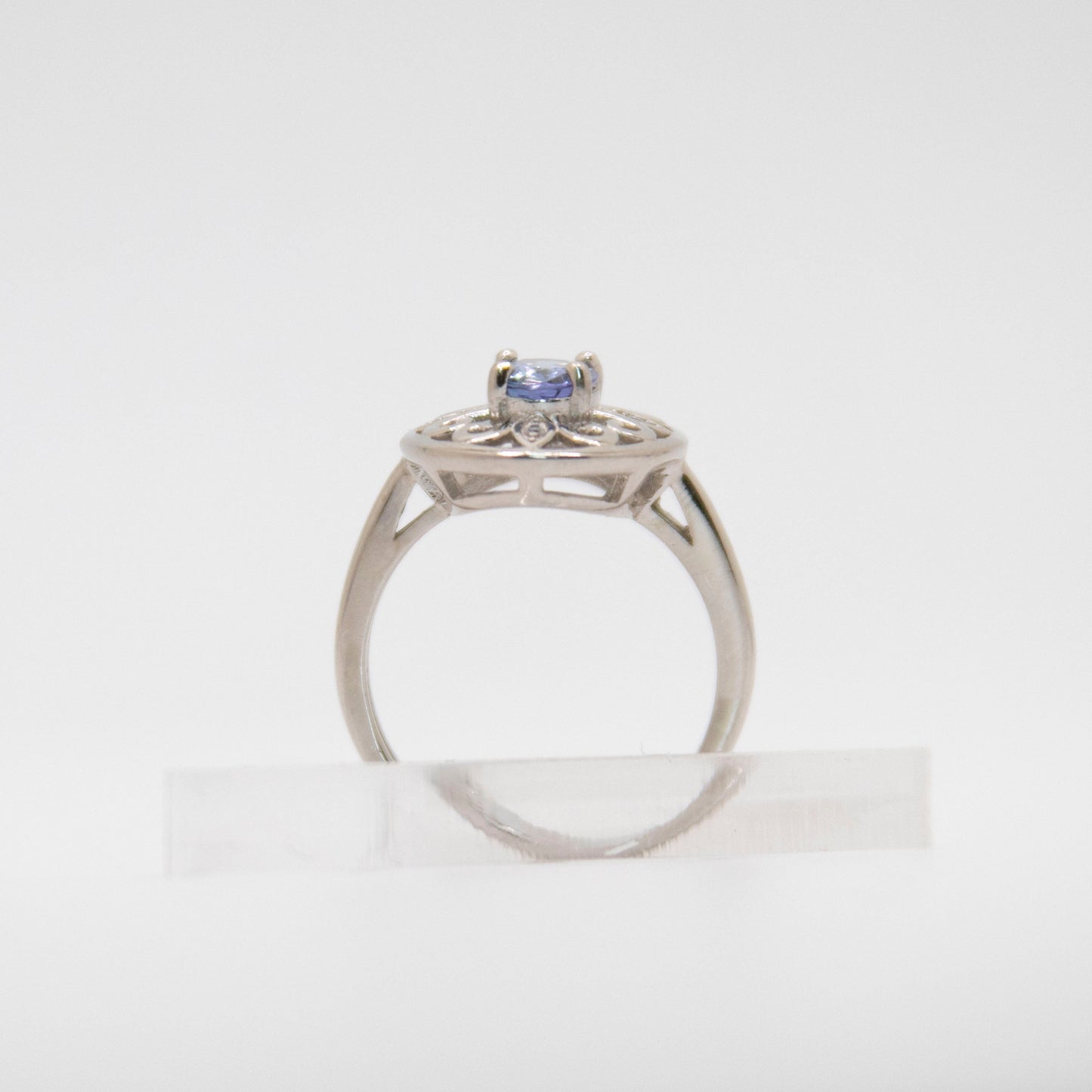 Oval Cut Filigree