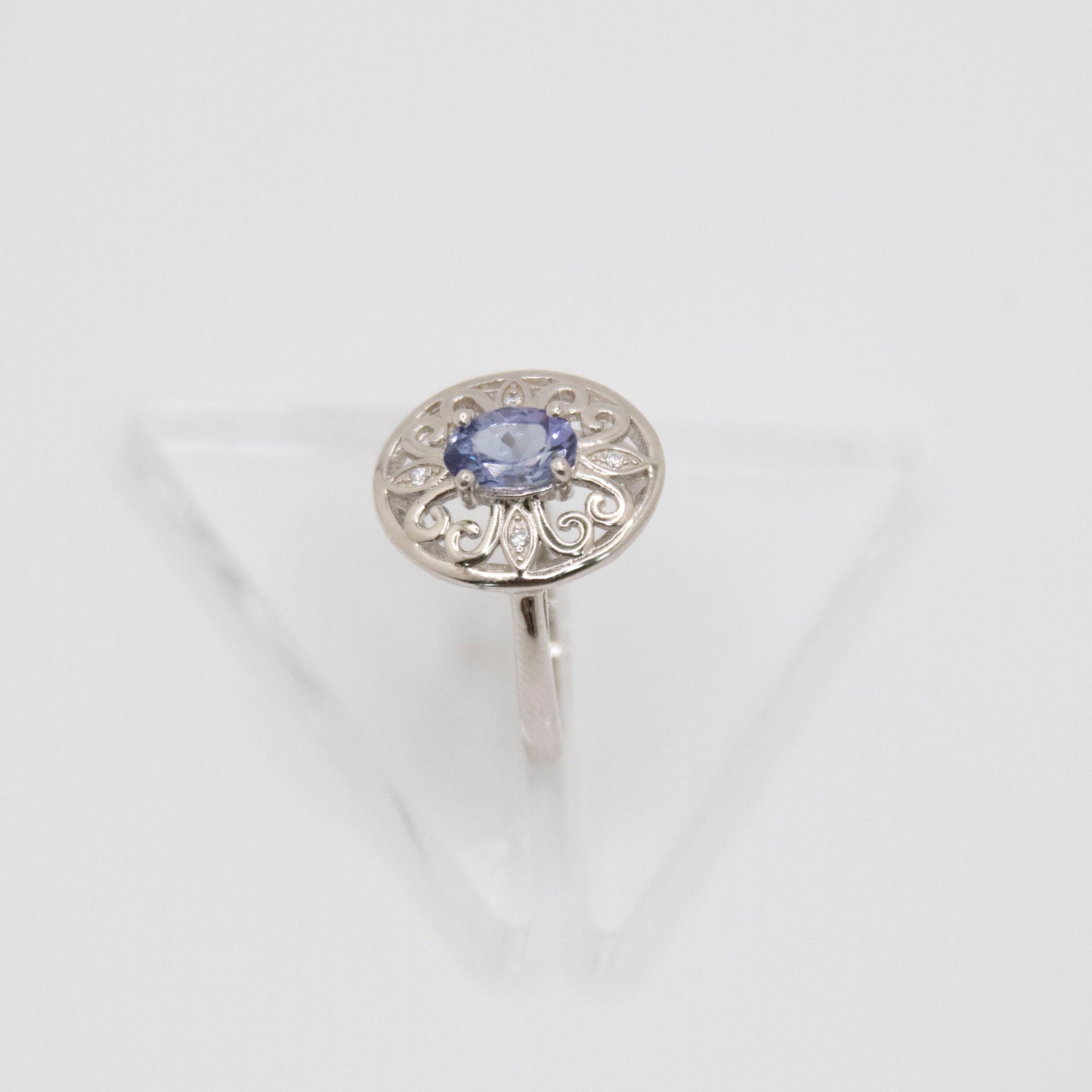 Oval Cut Filigree