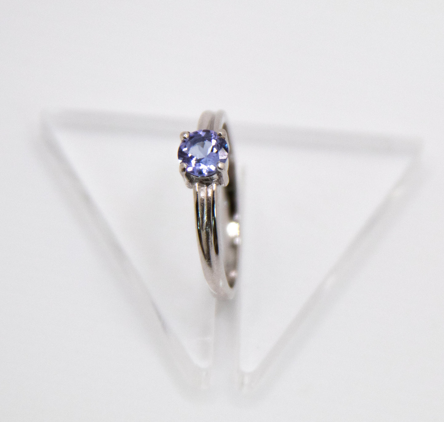 Round Cut Solitaire Ring