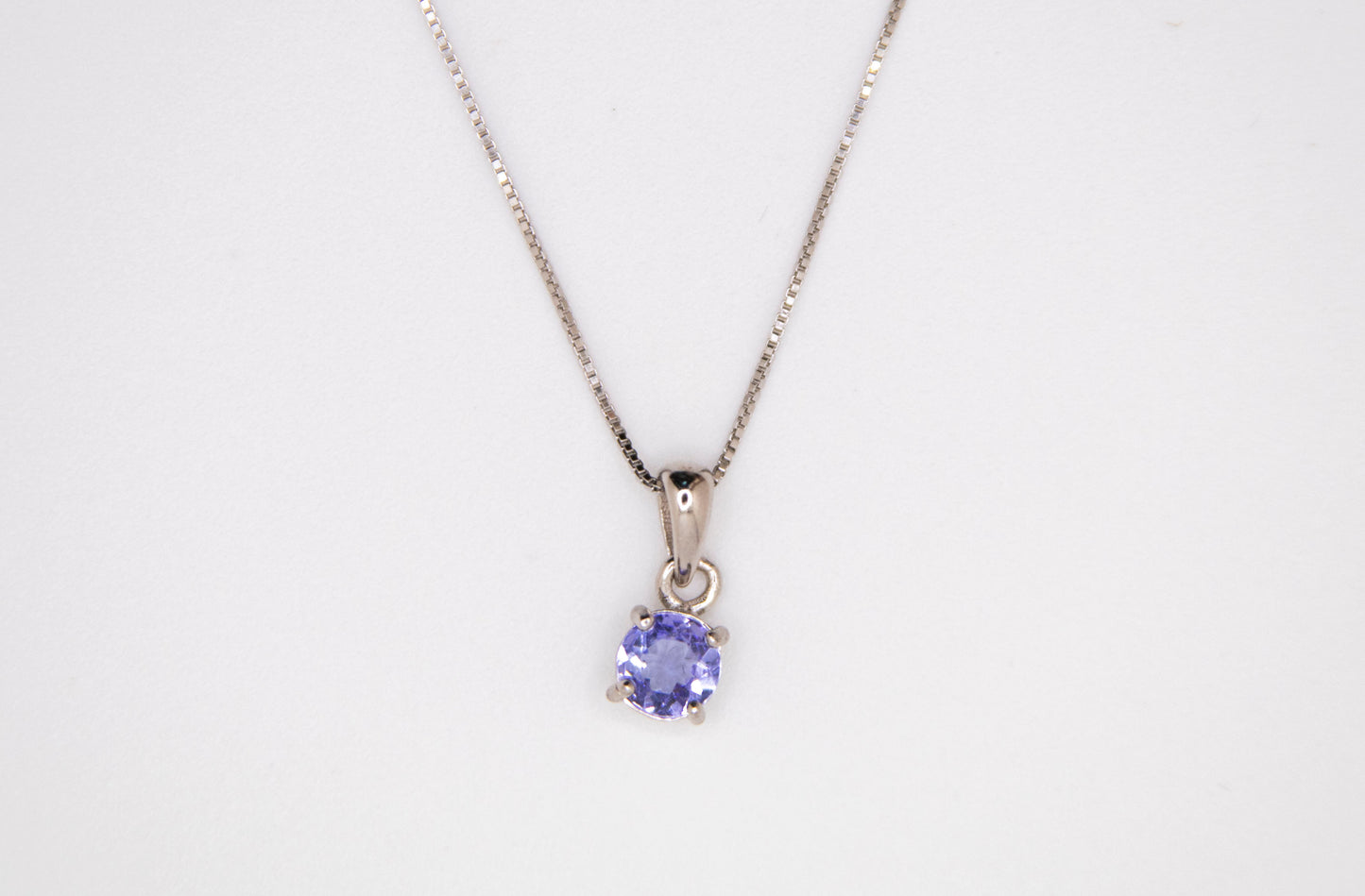 Round Tanzanite Solitaire Pendant Necklace